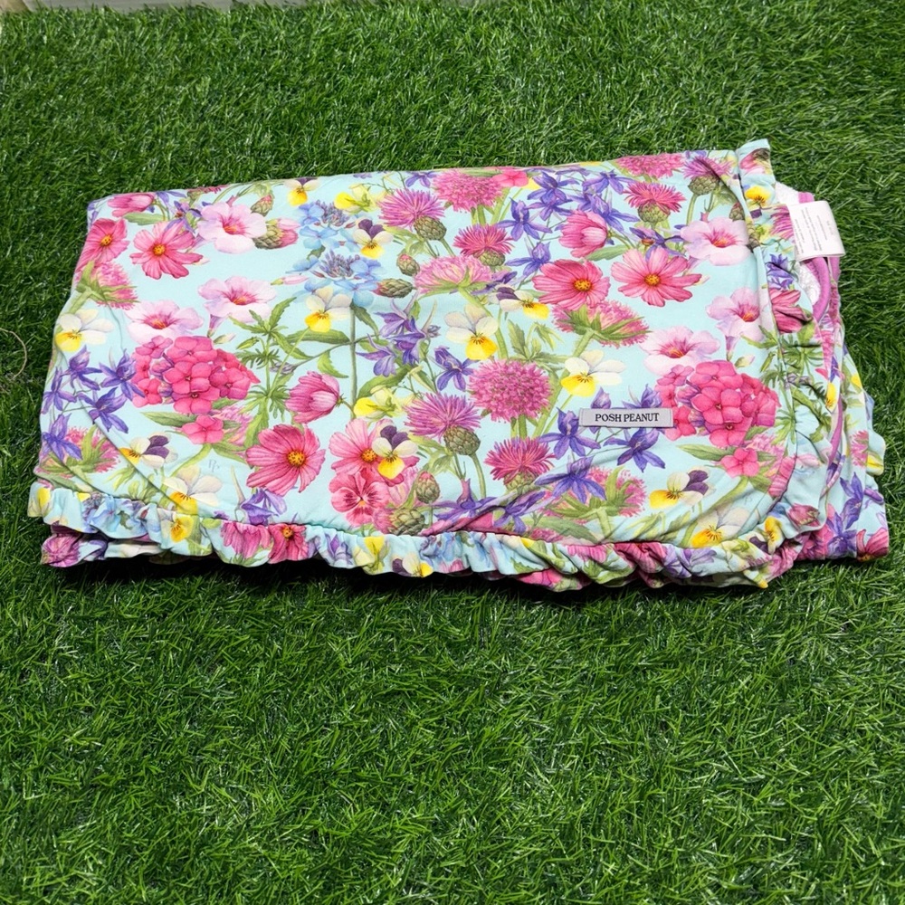 Posh Peanut Floral Hooded Towel